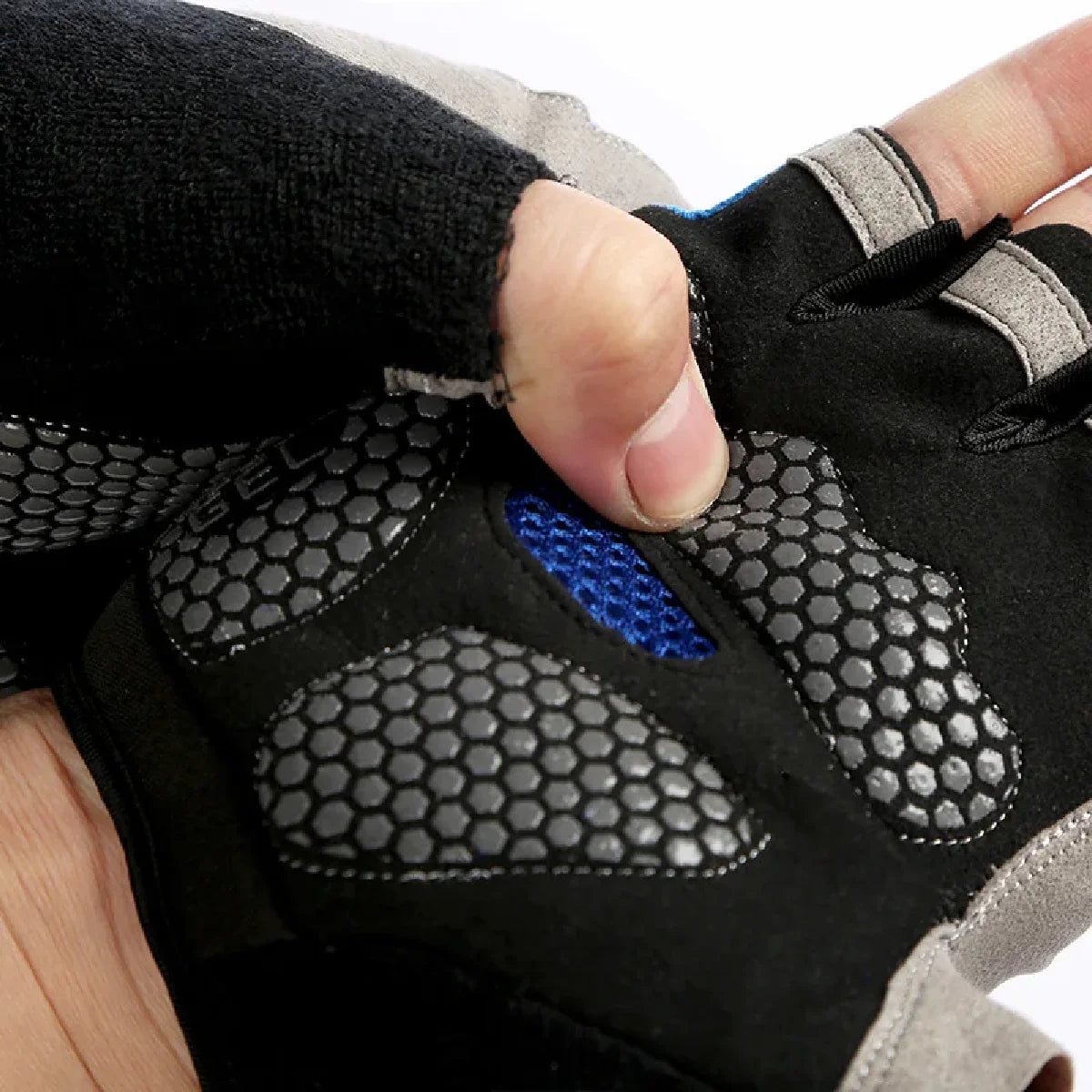 AstoFit Training Gloves – Protect Your Hands & Boost Performance